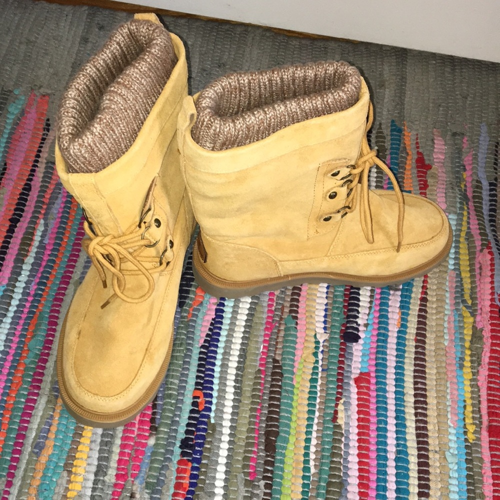 Winter boots